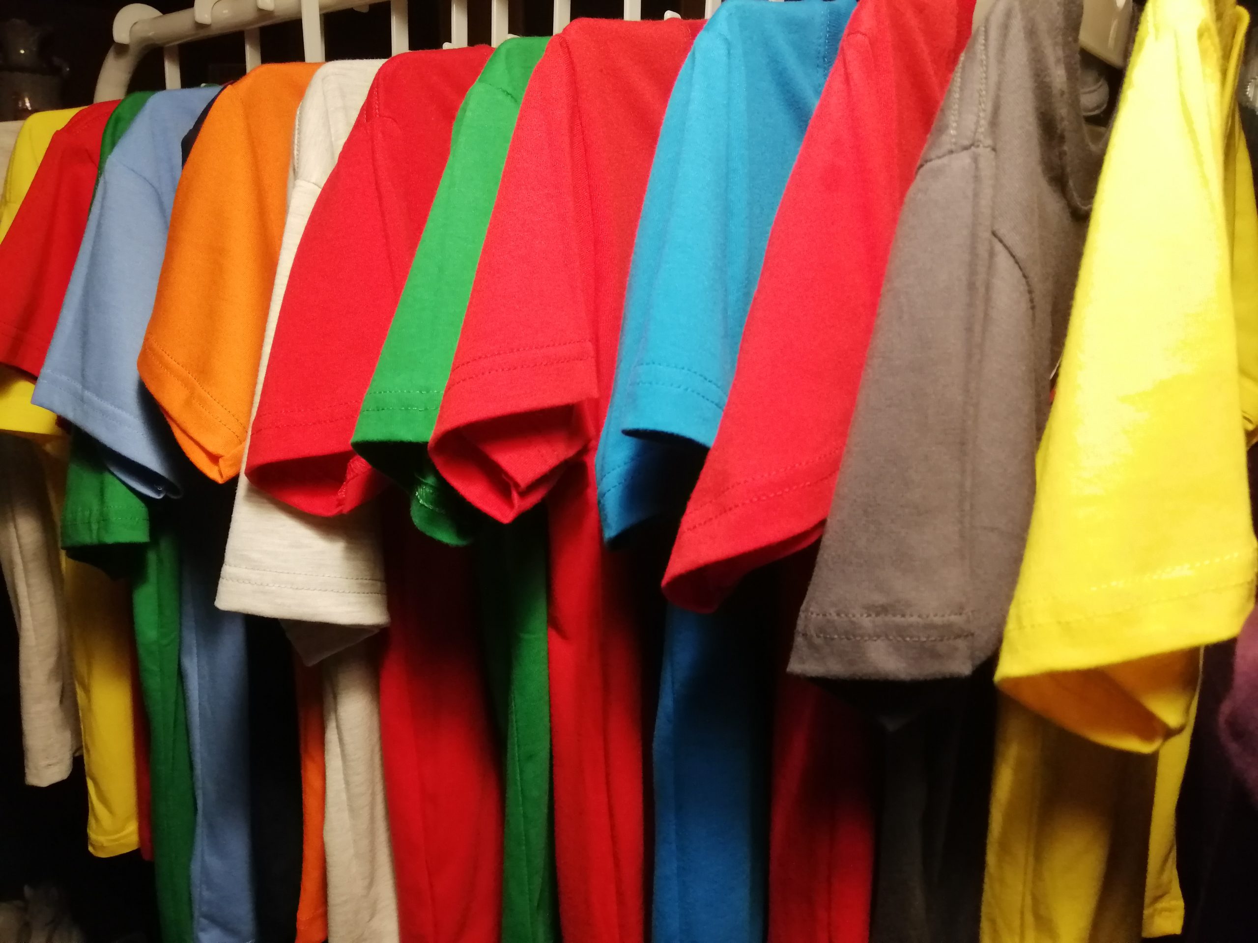sampel kaos